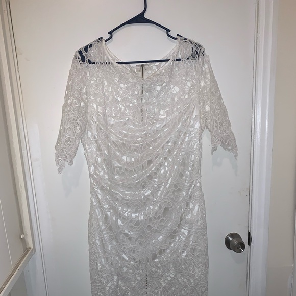 Dress - Picture 2 of 2